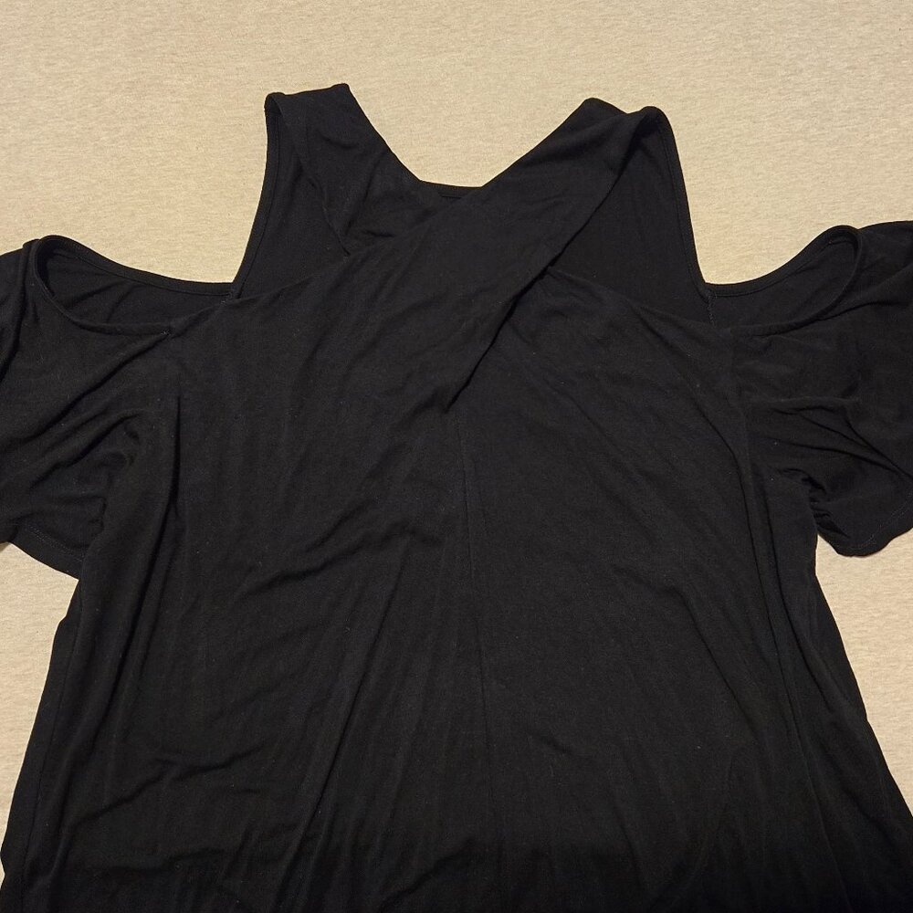Torrid super soft knit cross neck top - Size 2